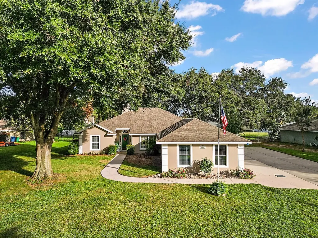 422 Oak View Drive Tavares FL 32778