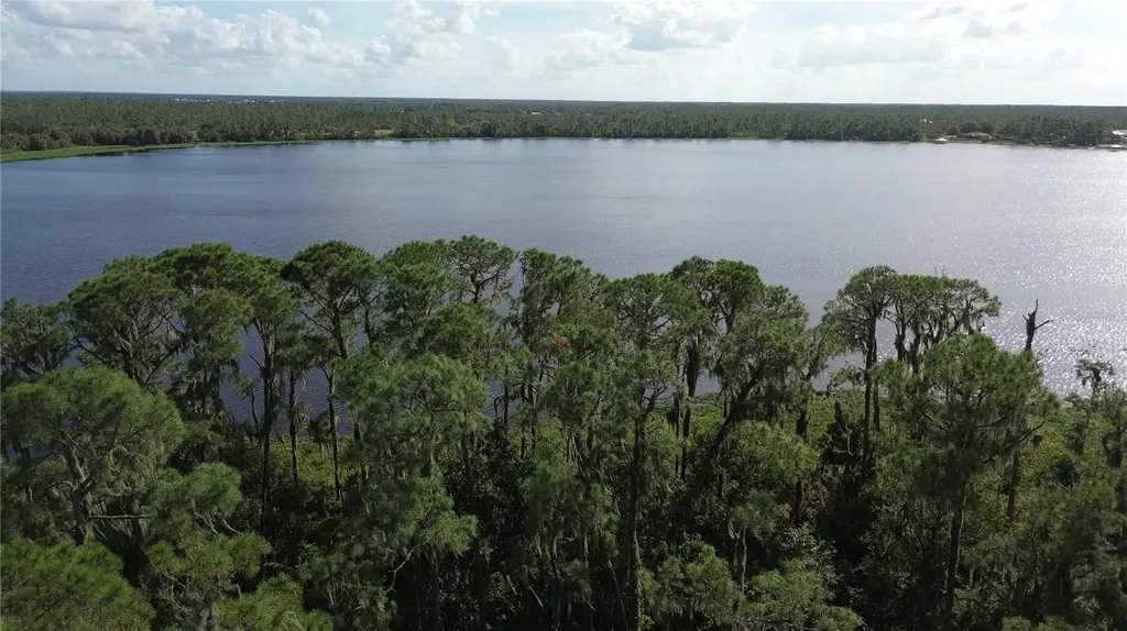 3029 Hawks Landing Circle Sebring FL 33875