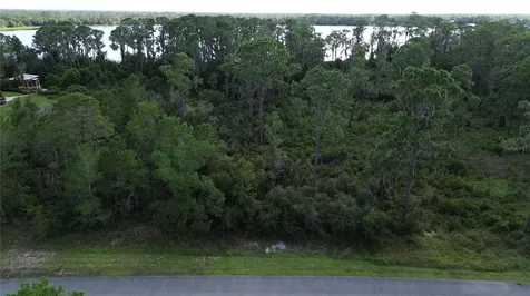 3029 Hawks Landing Circle Sebring FL 33875