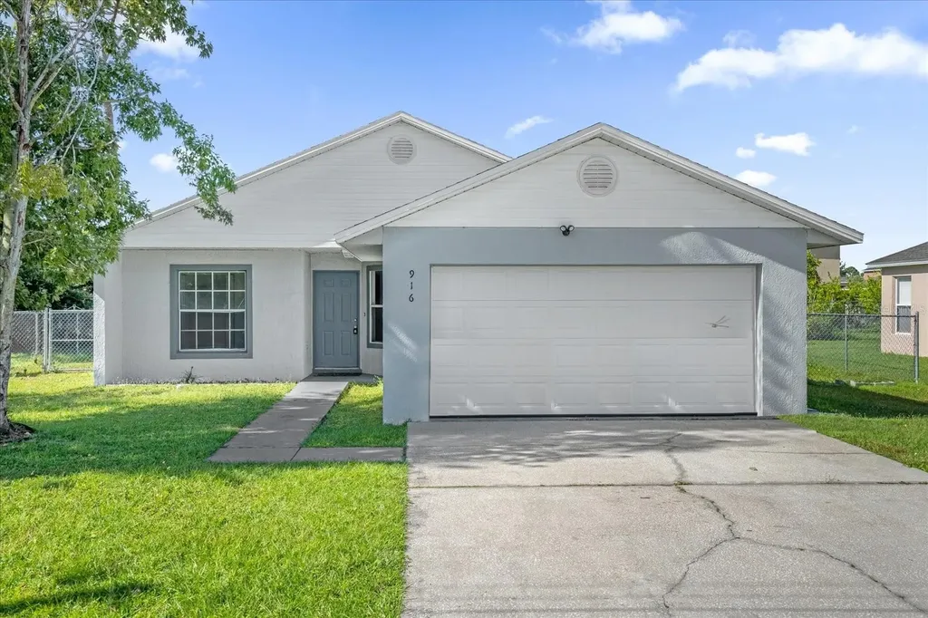 916 Derbyshire Drive Kissimmee FL 34758