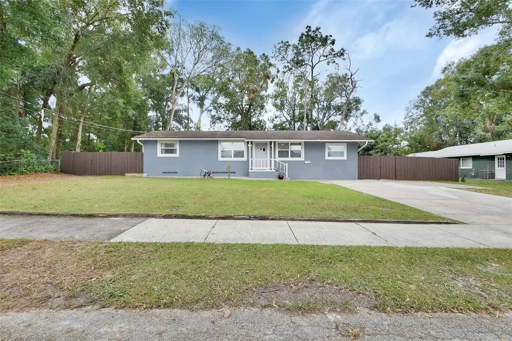 714 E Michigan Avenue Deland FL 32724