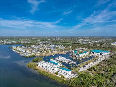 8013 Bay Pointe Drive Englewood FL 34224