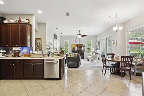 530 Woodford Drive Debary FL 32713