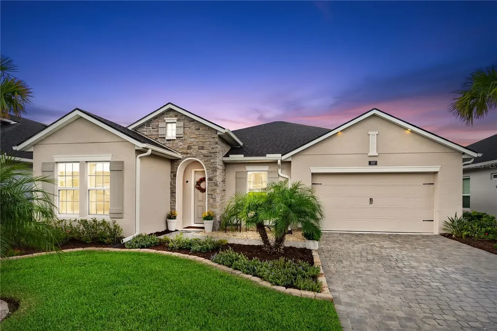 597 Mosaic Boulevard Daytona Beach FL 32124