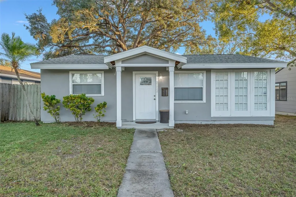 5112 4th Avenue N St Petersburg FL 33710