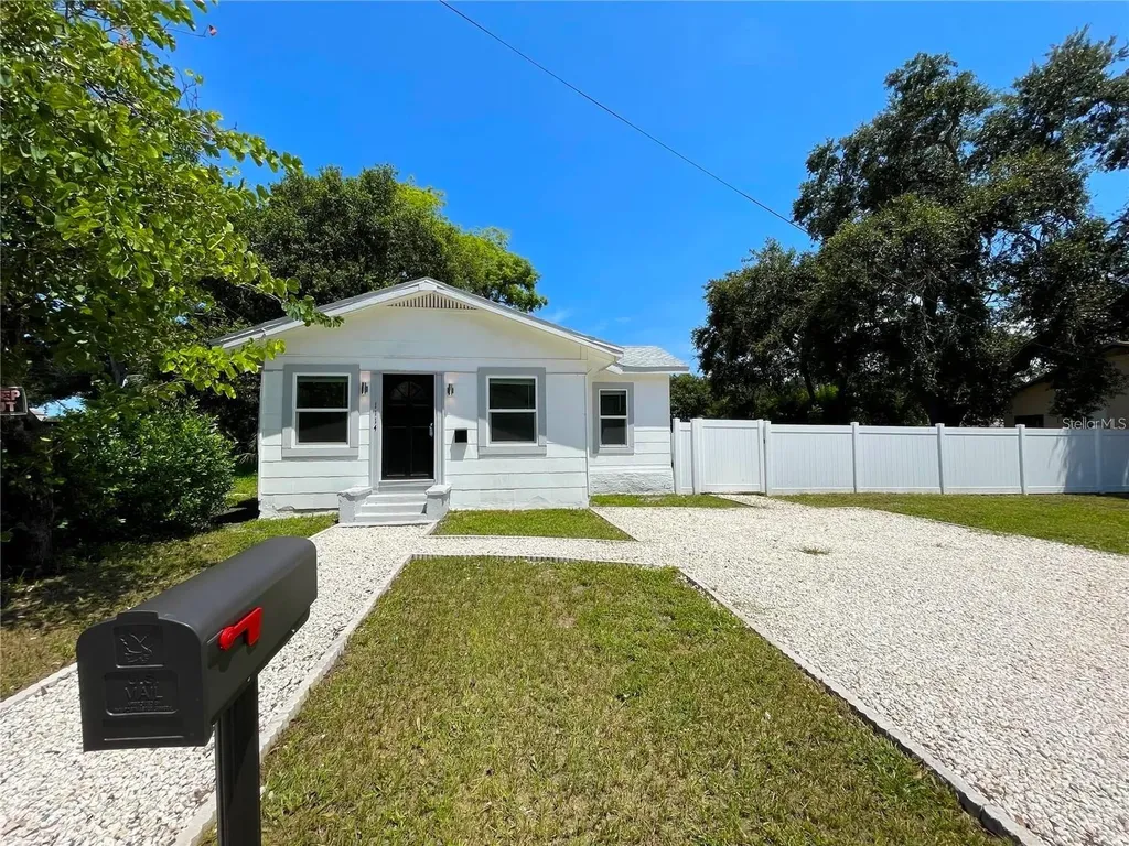 1114 Palm Bluff Street Clearwater FL 33755
