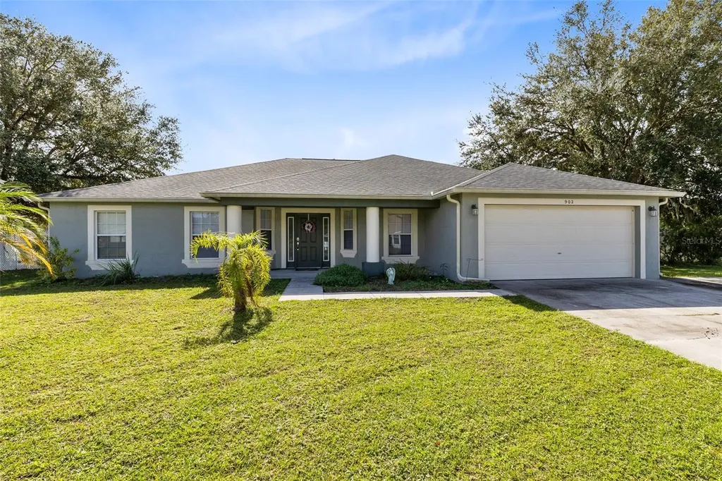 902 Mendoza Lane Kissimmee FL 34758