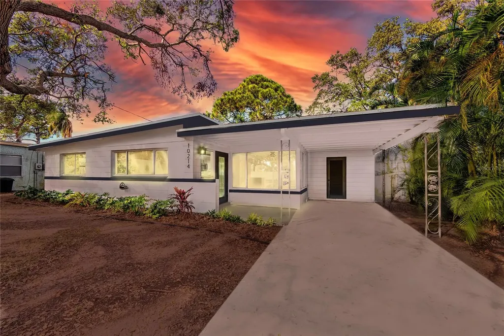 10214 66th Avenue Seminole FL 33772