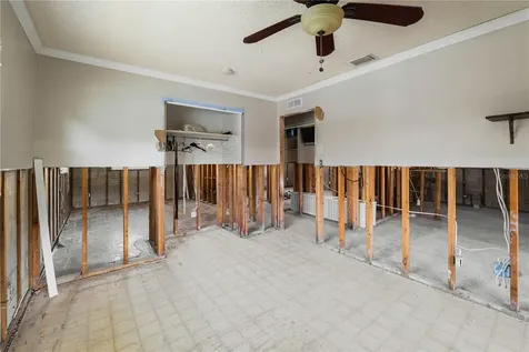 1899 Montana Avenue NE St Petersburg FL 33703