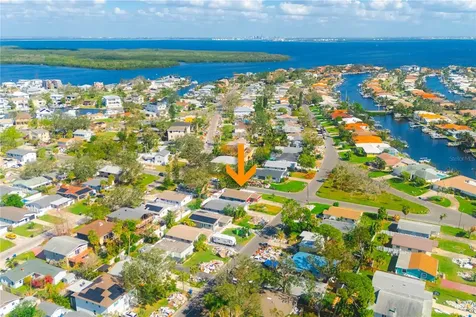 1899 Montana Avenue NE St Petersburg FL 33703