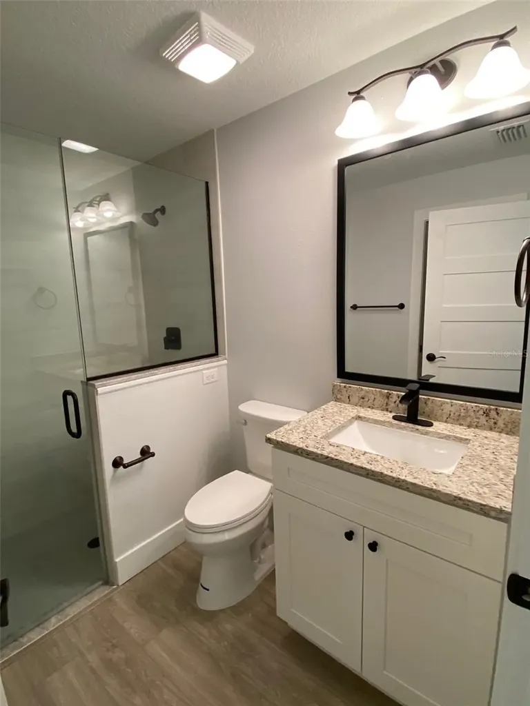 2933 Maiden Lane Sarasota FL 34231