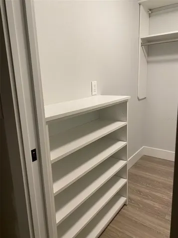 2933 Maiden Lane Sarasota FL 34231