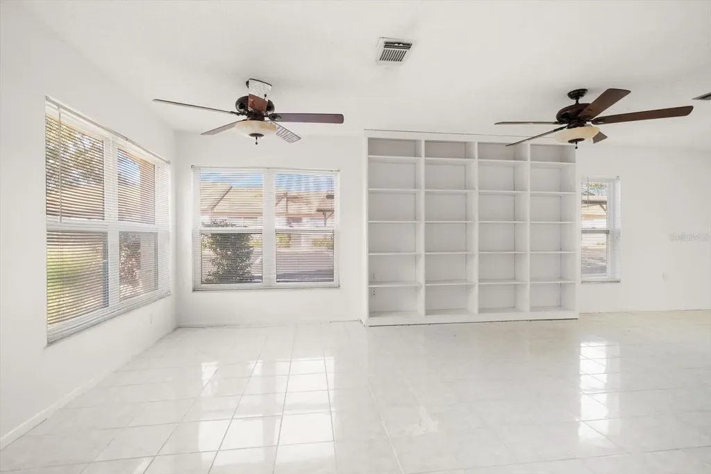 3954 Sailmaker Lane Holiday FL 34691