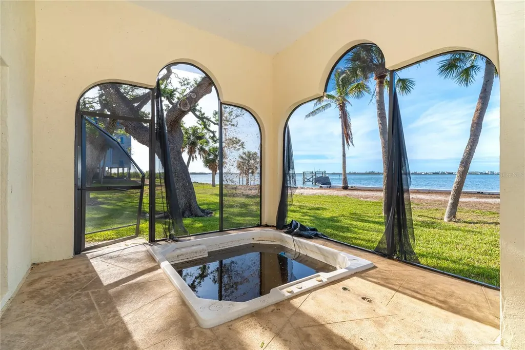 99 W Riverview Avenue Englewood FL 34223