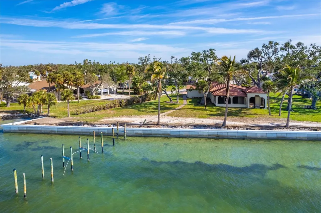 99 W Riverview Avenue Englewood FL 34223