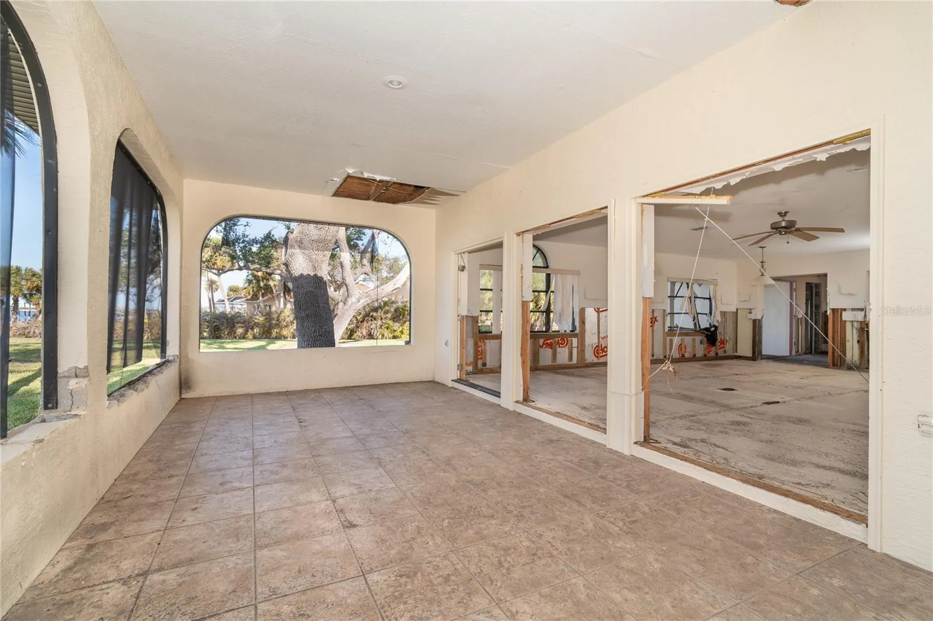 99 W Riverview Avenue Englewood FL 34223
