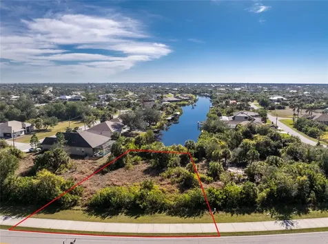9872 Calumet Boulevard Port Charlotte FL 33981