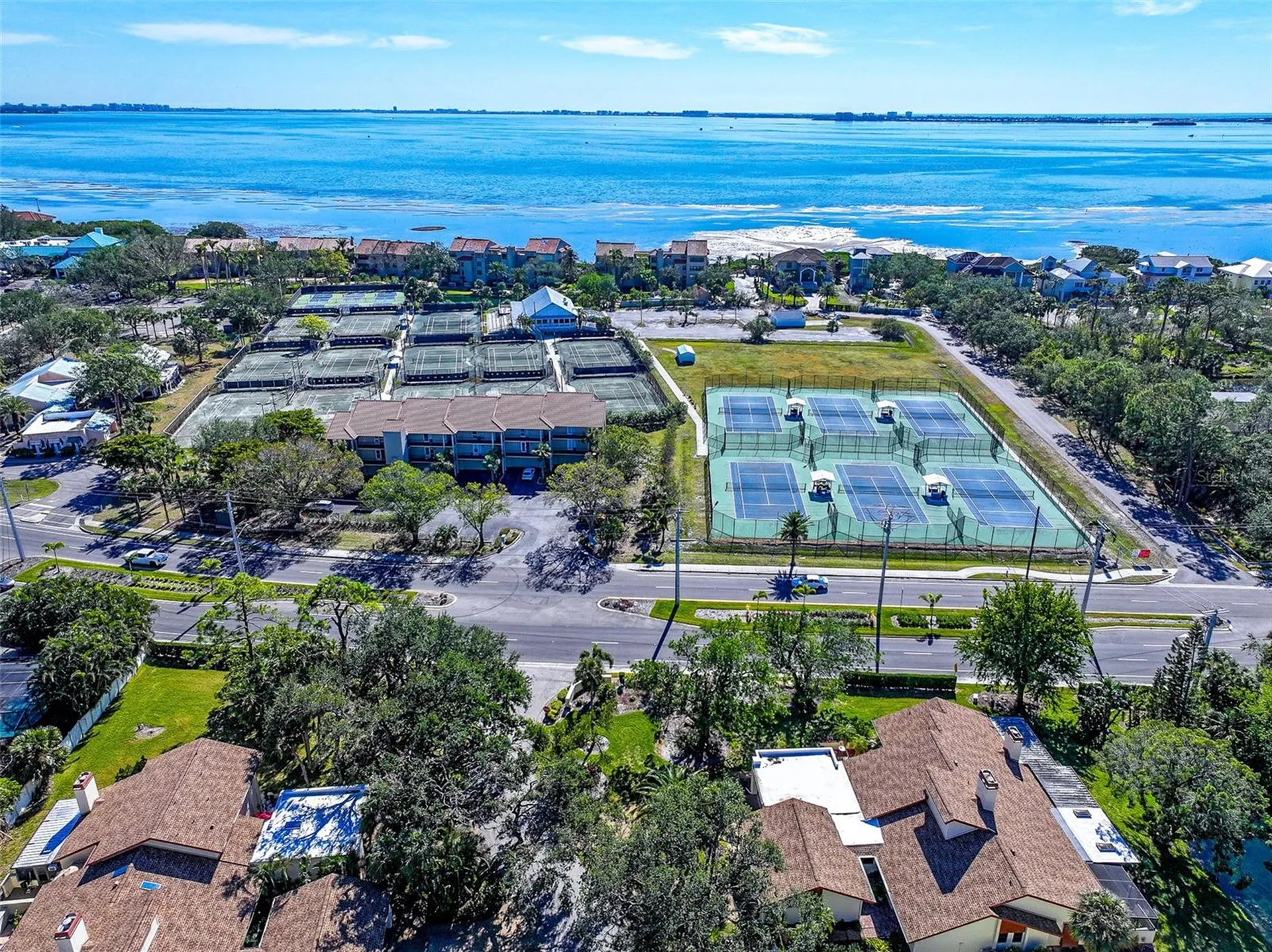4511 Bay Club Drive Bradenton FL 34210