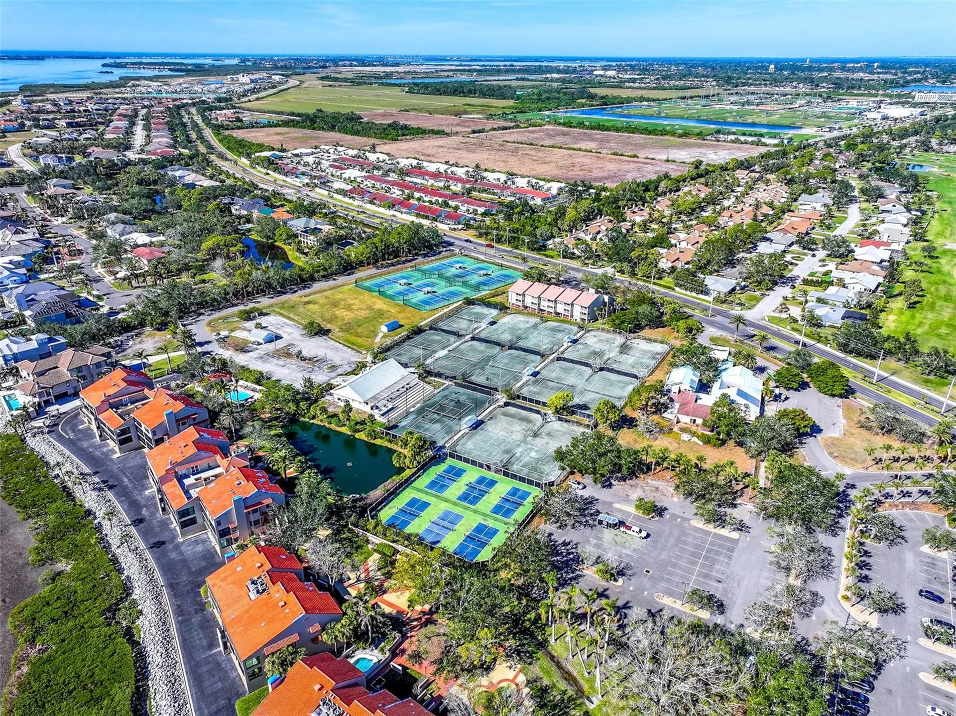4511 Bay Club Drive Bradenton FL 34210