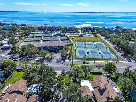 4511 Bay Club Drive Bradenton FL 34210