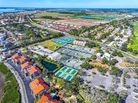 4511 Bay Club Drive Bradenton FL 34210