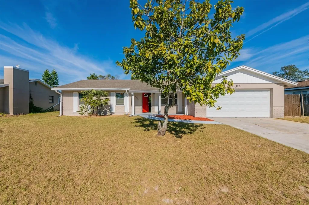 4901 Leprechaun Way Orlando FL 32808