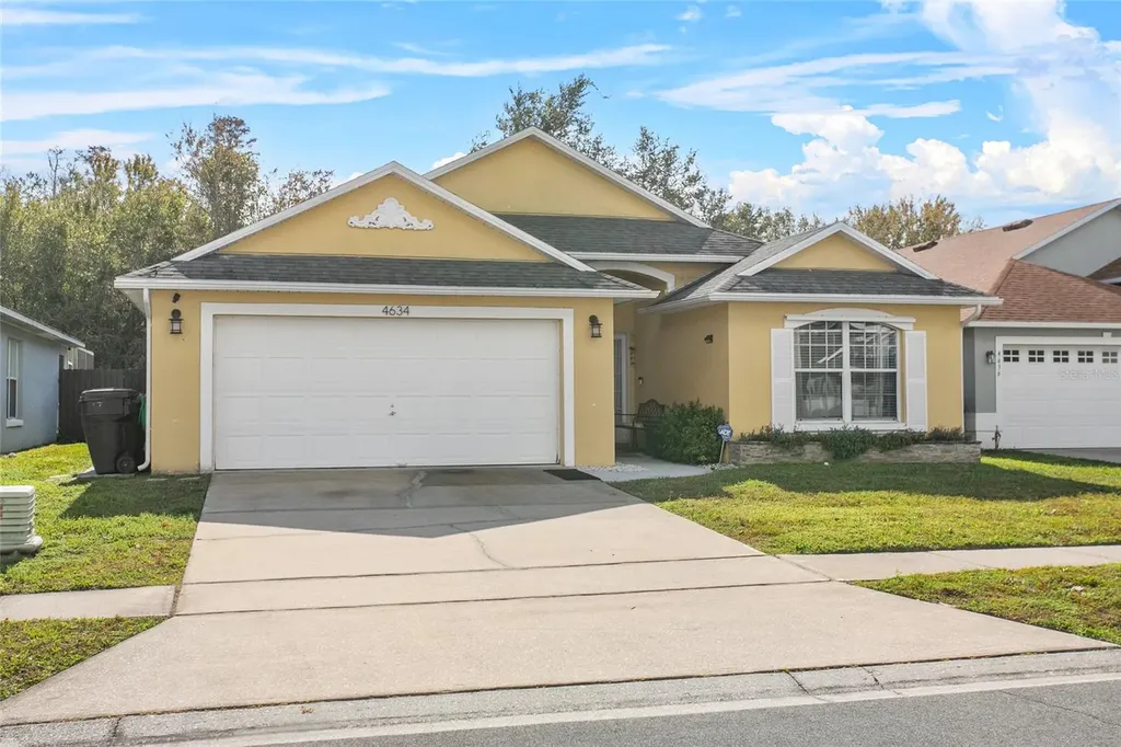 4634 Eagle Peak Drive Kissimmee FL 34746