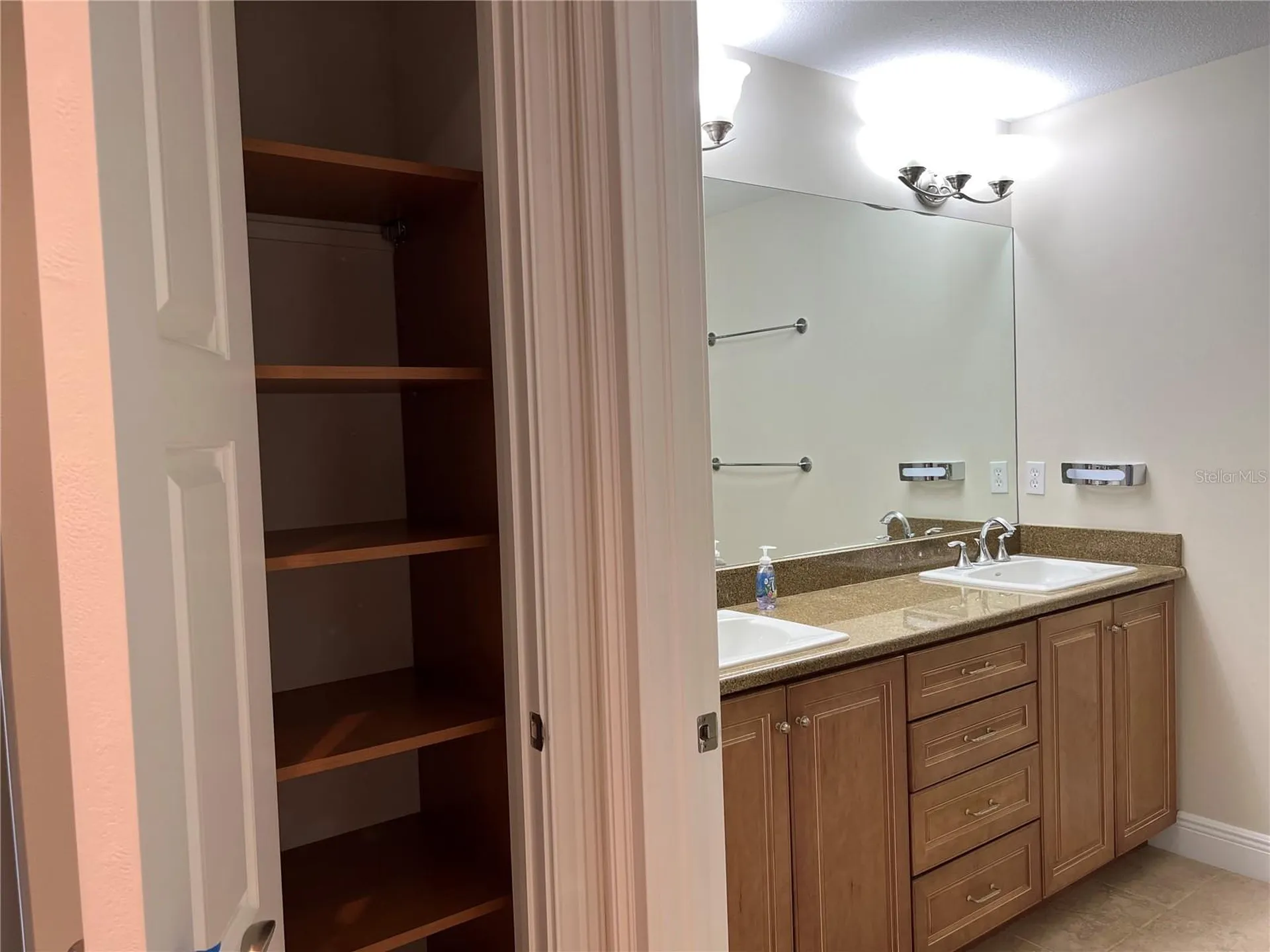 445 N Orange Avenue Sarasota FL 34236