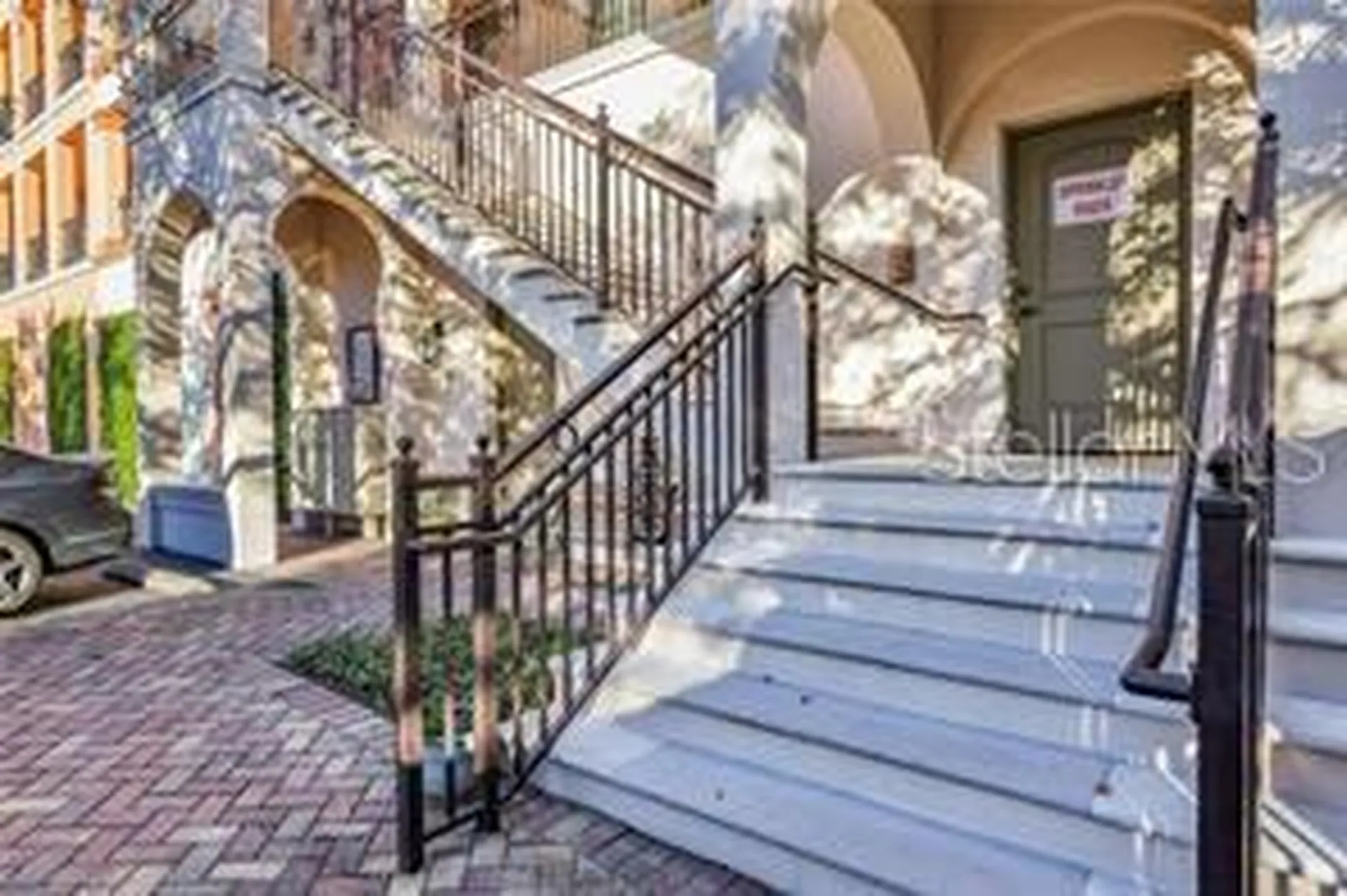 445 N Orange Avenue Sarasota FL 34236