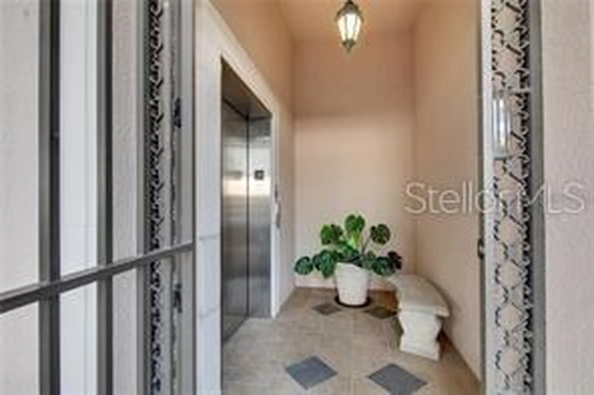 445 N Orange Avenue Sarasota FL 34236