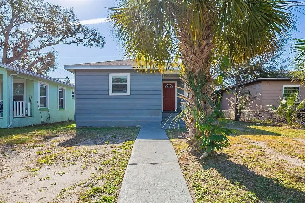 2558 12th Avenue S St Petersburg FL 33712