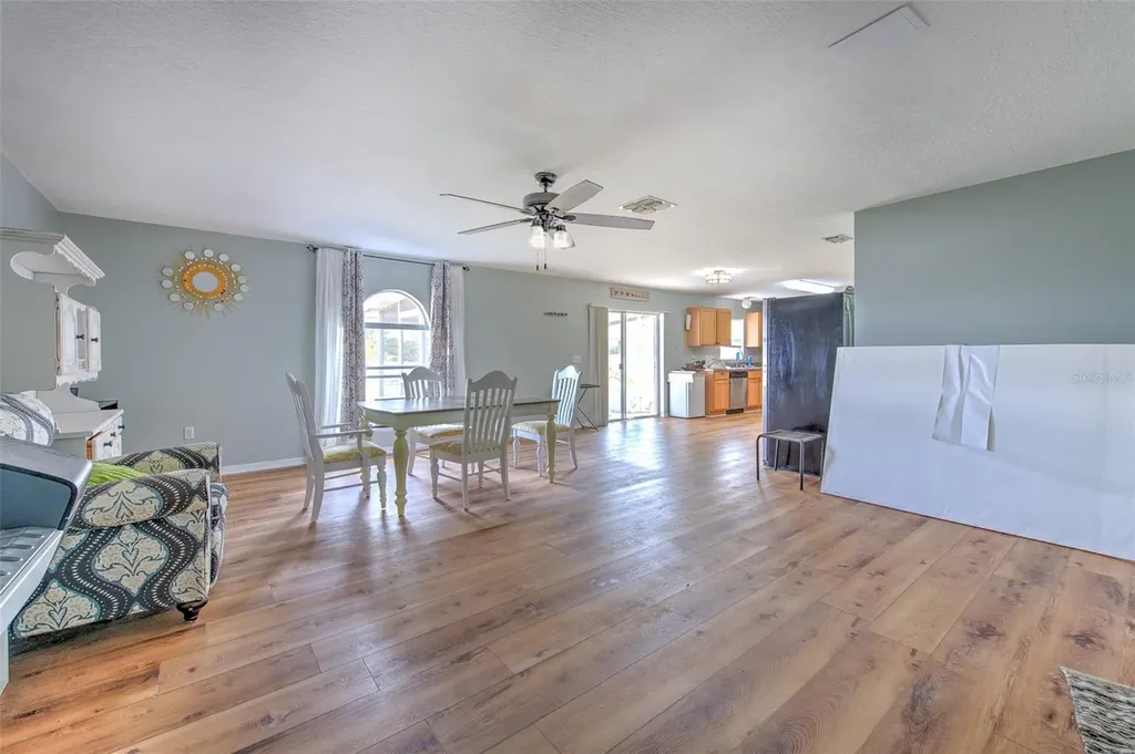 169 Vista View Avenue Eagle Lake FL 33839