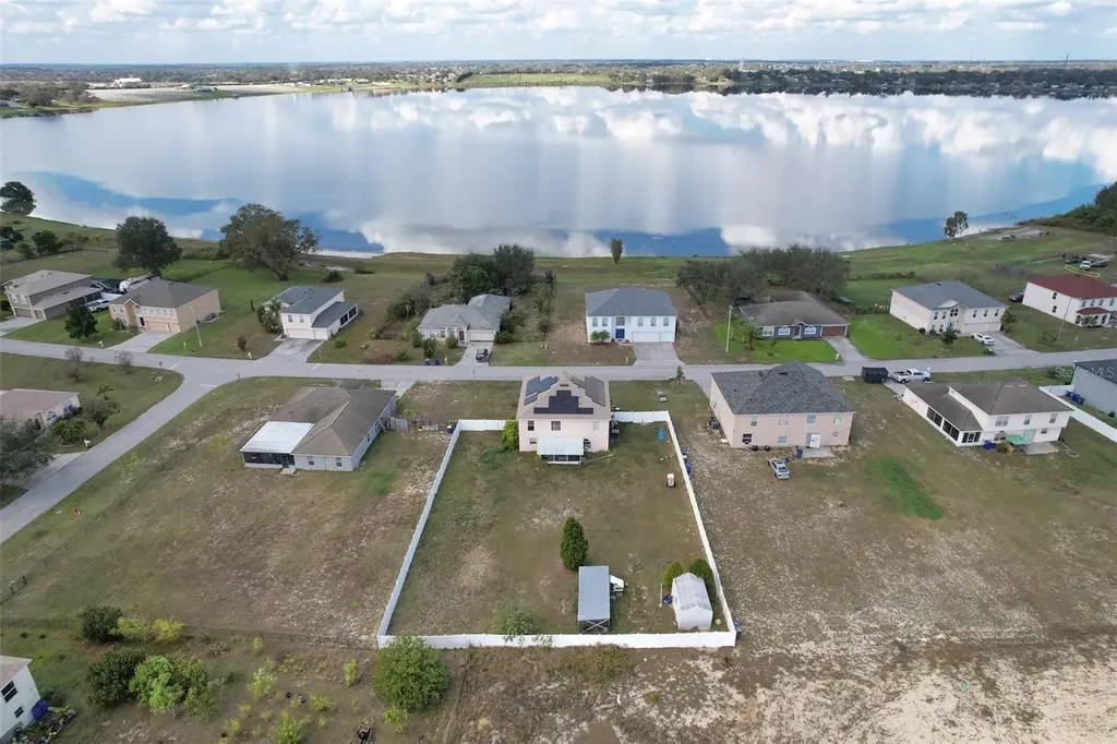 169 Vista View Avenue Eagle Lake FL 33839