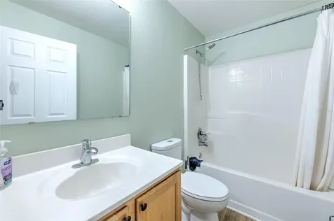 169 Vista View Avenue Eagle Lake FL 33839