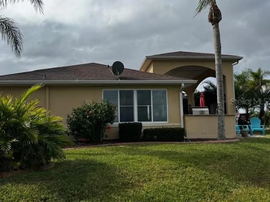 535 Narrow Pond Road Polk City FL 33868