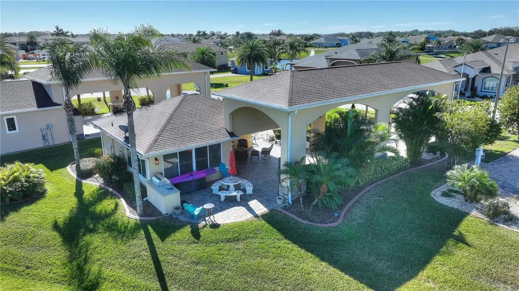 535 Narrow Pond Road Polk City FL 33868