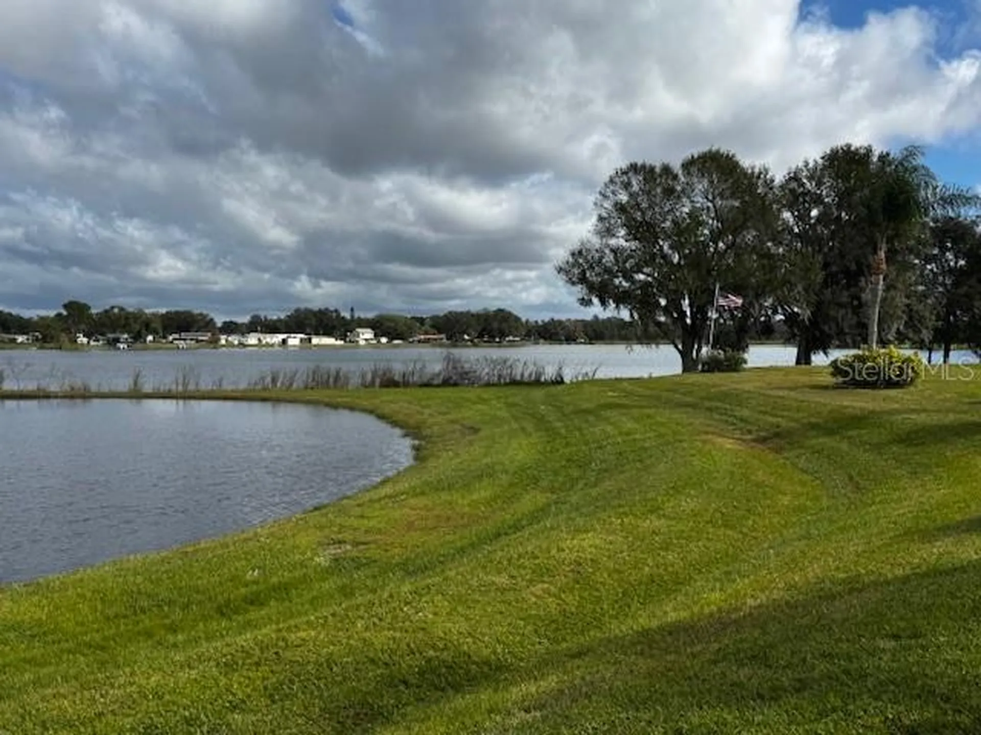 535 Narrow Pond Road Polk City FL 33868