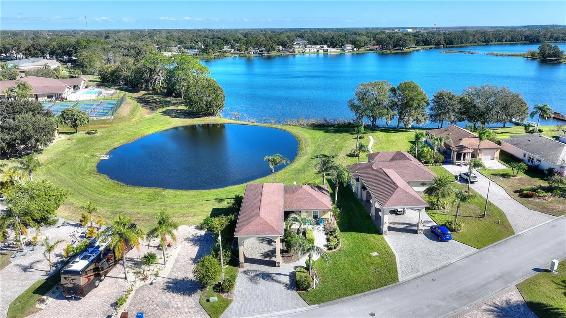 535 Narrow Pond Road Polk City FL 33868