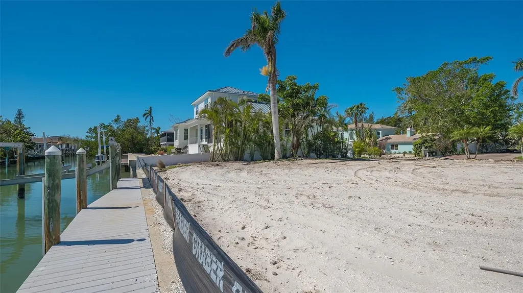 592 Juan Anasco Drive Longboat Key FL 34228