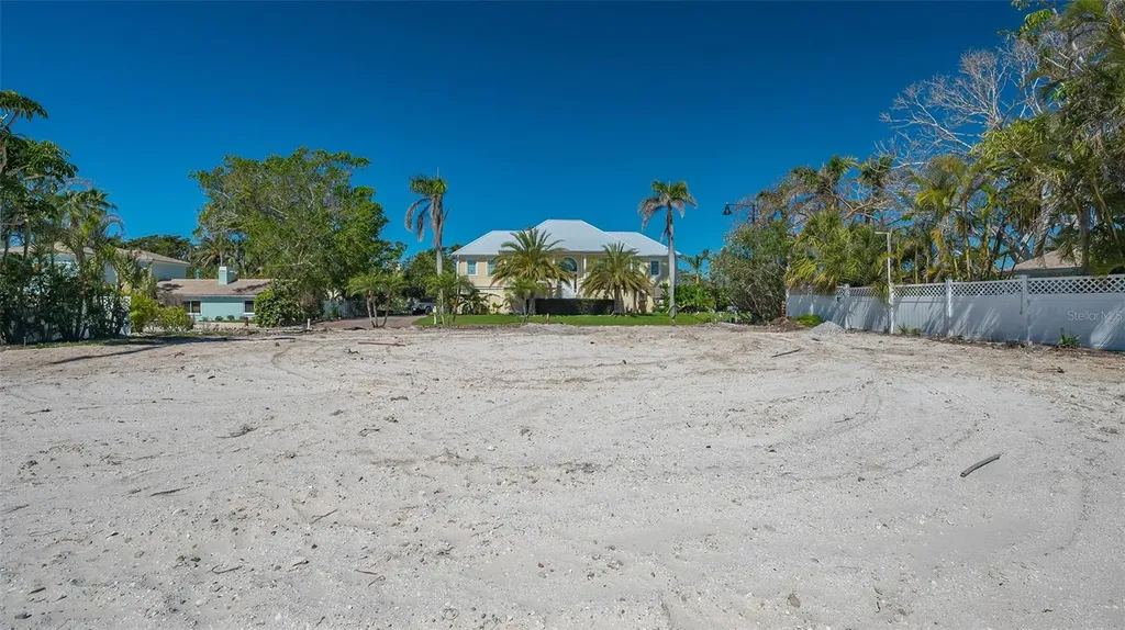 592 Juan Anasco Drive Longboat Key FL 34228