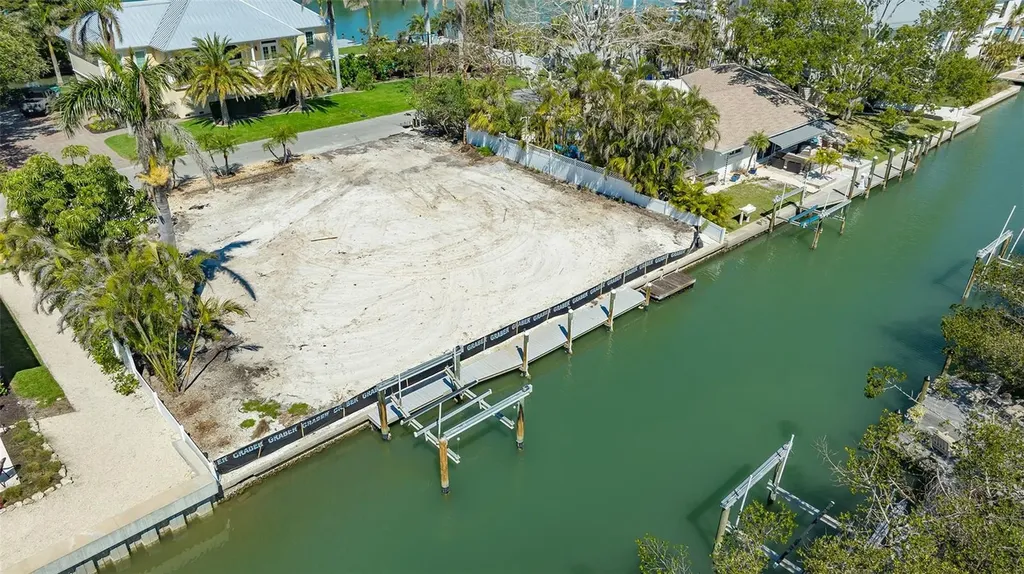 592 Juan Anasco Drive Longboat Key FL 34228