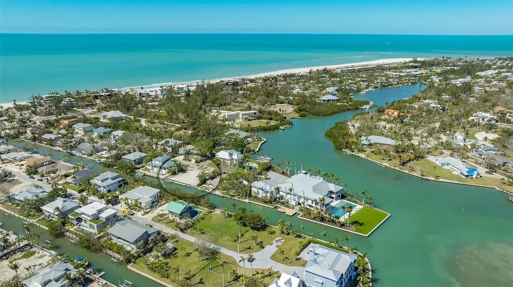592 Juan Anasco Drive Longboat Key FL 34228