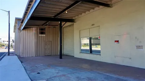 910 5th Avenue N St Petersburg FL 33705