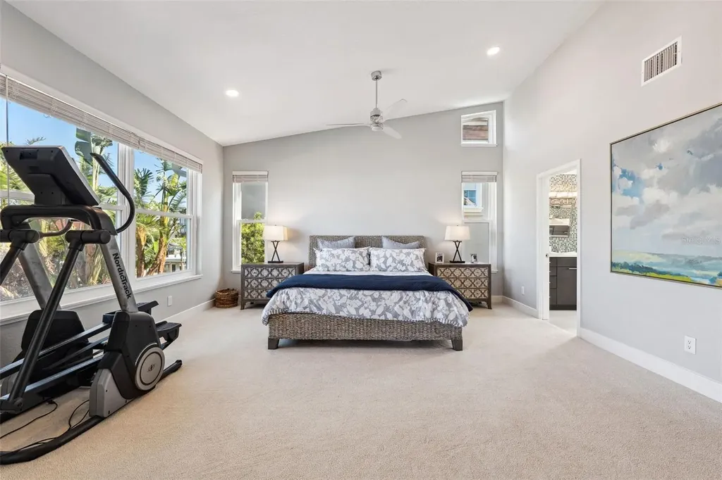 123 8th Street E Tierra Verde FL 33715