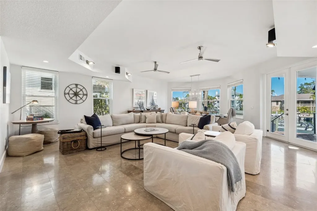 123 8th Street E Tierra Verde FL 33715