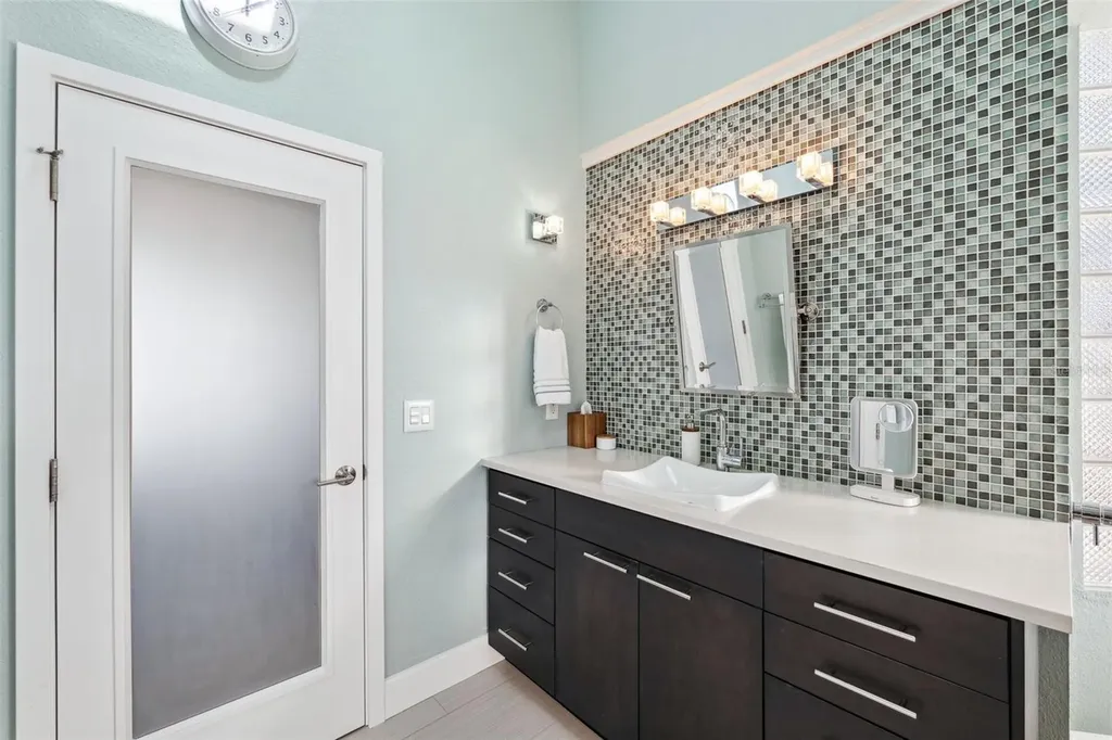 123 8th Street E Tierra Verde FL 33715