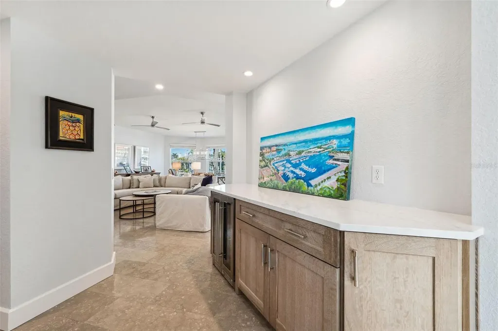 123 8th Street E Tierra Verde FL 33715