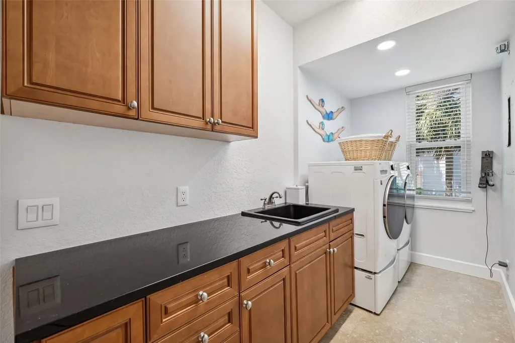 123 8th Street E Tierra Verde FL 33715