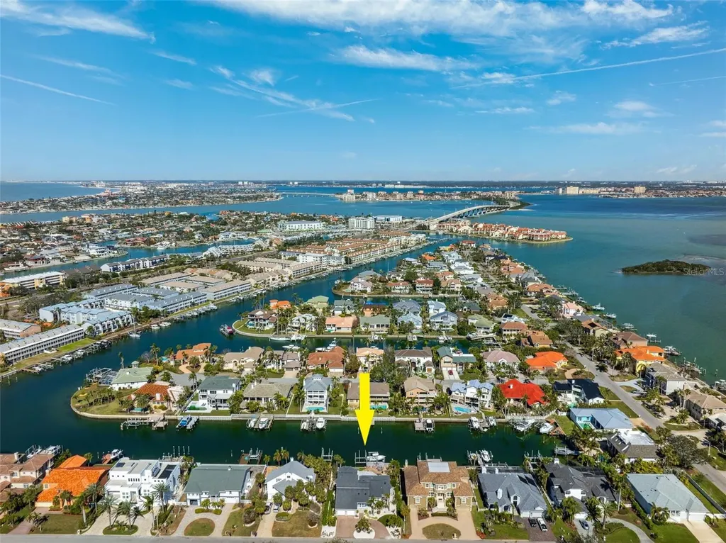 123 8th Street E Tierra Verde FL 33715