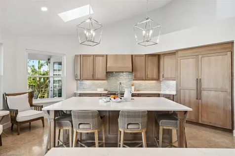123 8th Street E Tierra Verde FL 33715